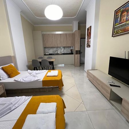 Kevin'S Lungomare Apartment Влёра Экстерьер фото
